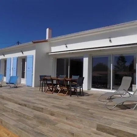 Holiday home Maison Saint-palais-sur-mer, 4 Pieces, 6 Personnes - Fr-1-305-838