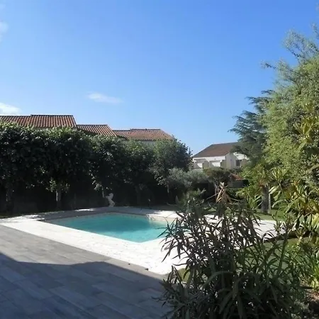 Holiday home Maison Saint-palais-sur-mer, 4 Pieces, 6 Personnes - Fr-1-305-838